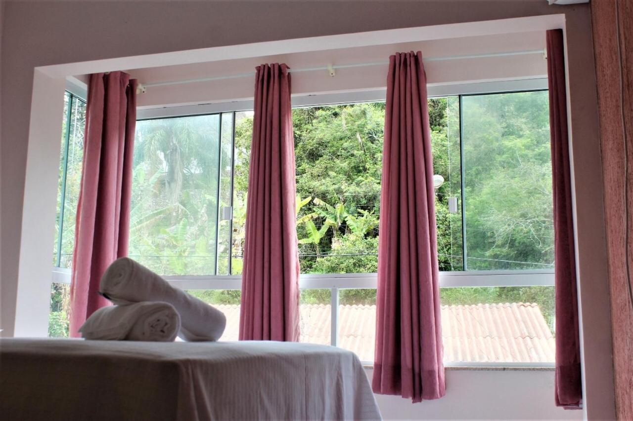 Apartamento Inteiro 3 Quartos No Condominio Solar Das Bromelias Bombinhas Dış mekan fotoğraf